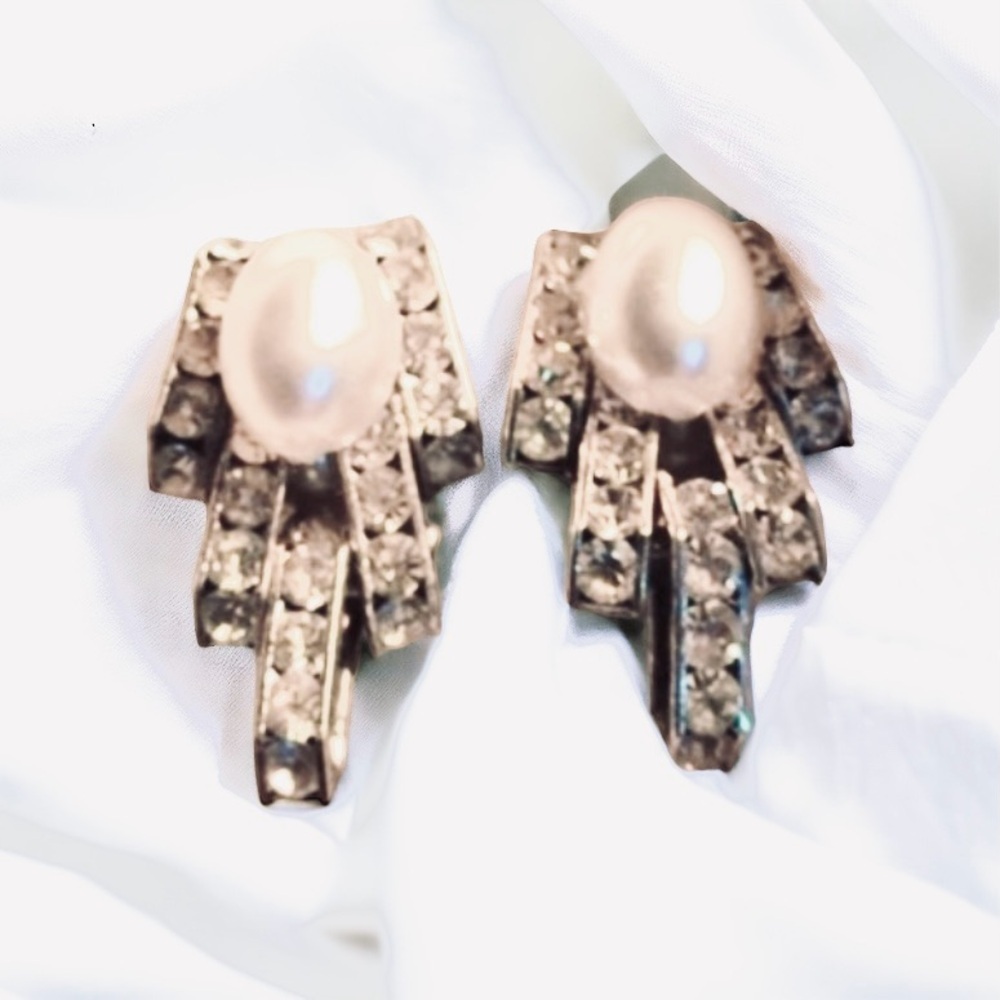 Bridal rhinestone crystal and pearl clip on earrings